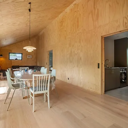 Stunning In Juelsminde With Wifi Дом отдыха