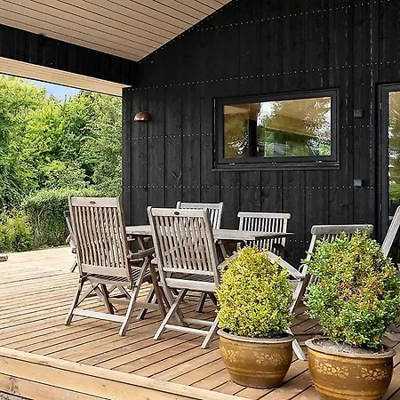 Stunning In Juelsminde With Wifi Sonderby (Midtjylland)