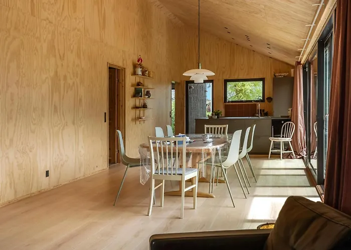 Stunning In Juelsminde With Wifi Sonderby (Midtjylland)