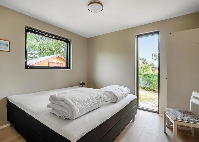 Stunning In Juelsminde With Wifi Sonderby (Midtjylland)