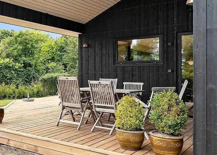Stunning In Juelsminde With Wifi Sonderby (Midtjylland)